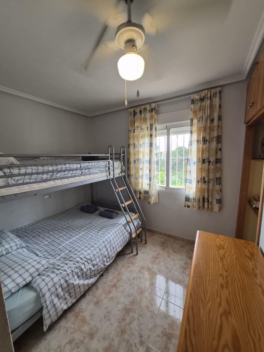 Chalet de 5 habitaciones en Playa Flamenca en venta - 278.000 € (Ref: 9822867)