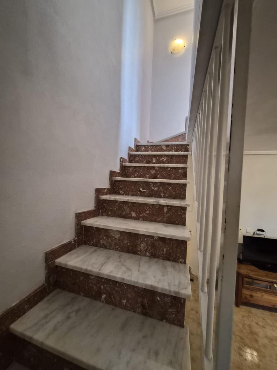 Chalet de 5 habitaciones en Playa Flamenca en venta - 278.000 € (Ref: 9822867)