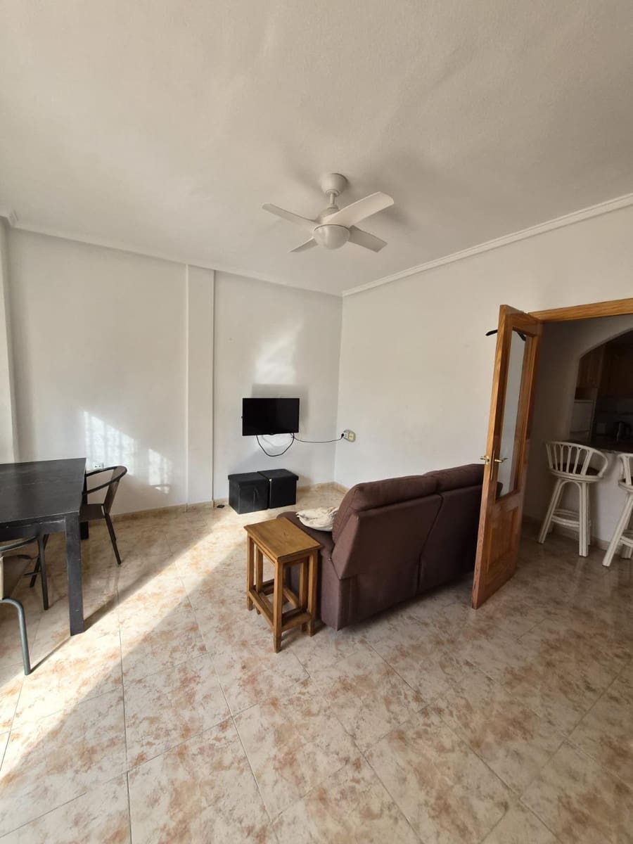 Chalet de 5 habitaciones en Playa Flamenca en venta - 278.000 € (Ref: 9822867)