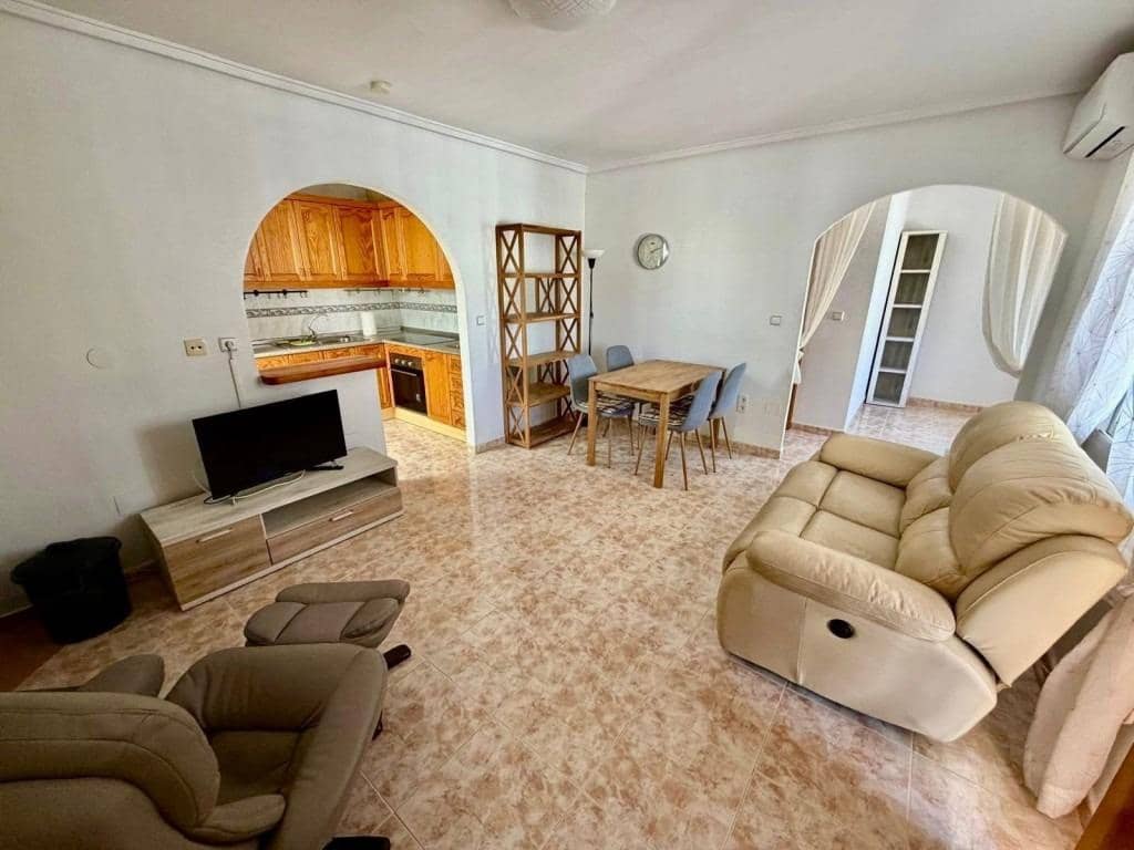 Chalet de 2 habitaciones en Playa Flamenca en venta - 219.000 € (Ref: 9829048)