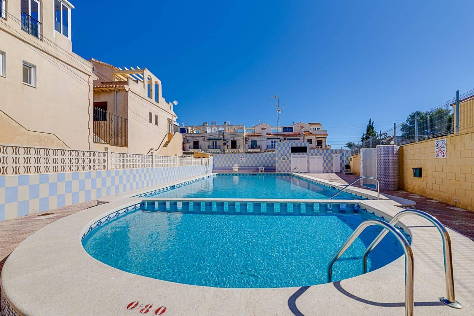 2 bedroom Apartment for sale in El Chaparral - € 129,999 (Ref: 9829049)
