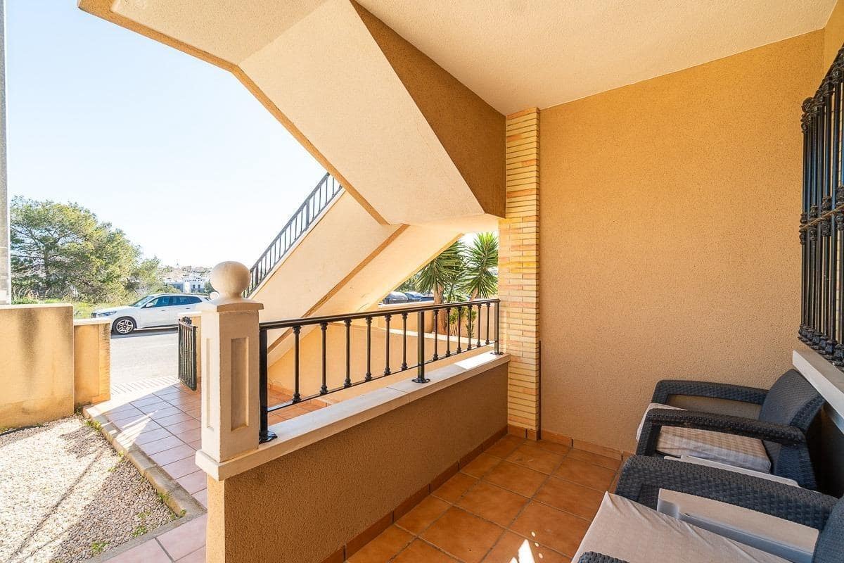 2 makuuhuone Bungalow myytävänä paikassa Orihuela Costa - 159 000 € (Ref: 9843355)