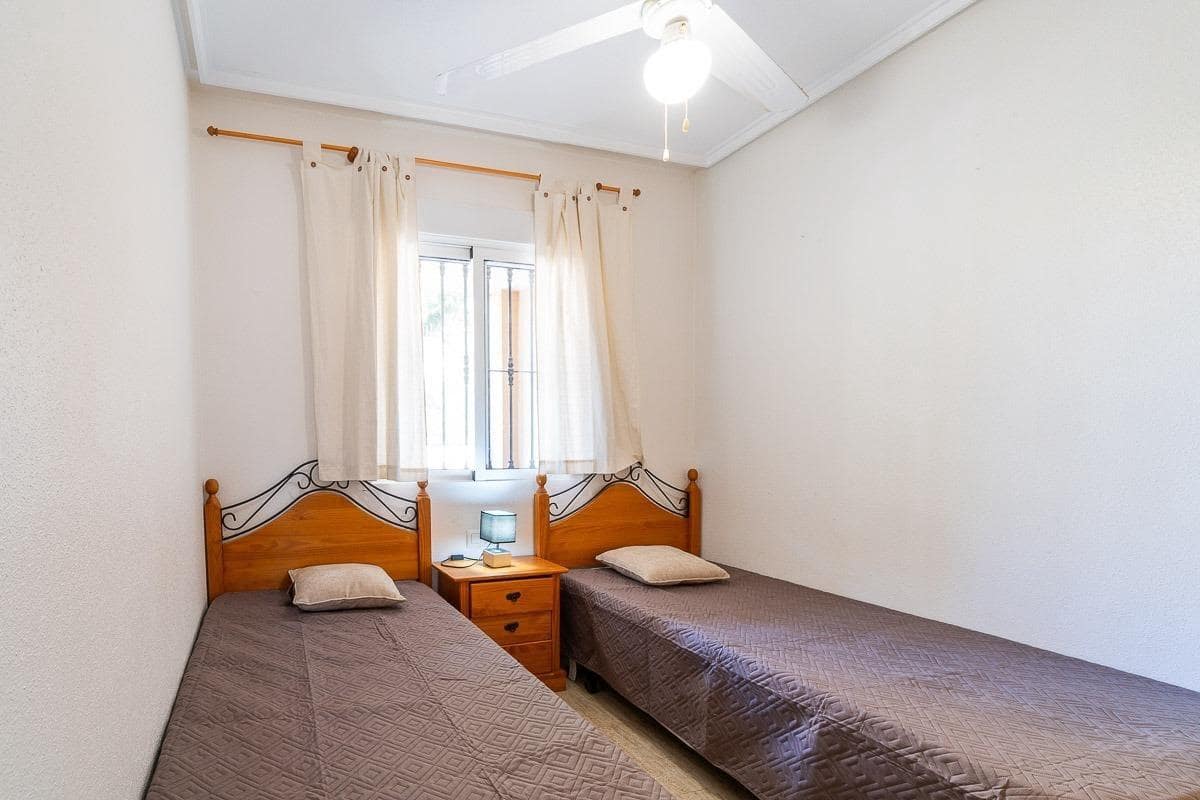 2 makuuhuone Bungalow myytävänä paikassa Orihuela Costa - 159 000 € (Ref: 9843355)