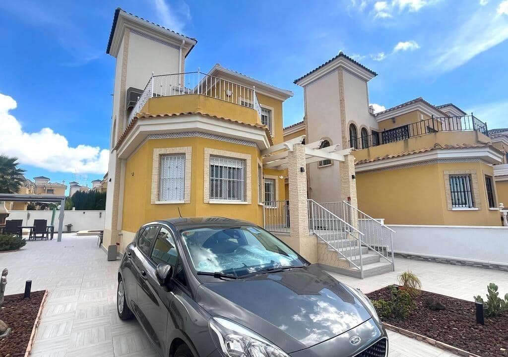 3 bedroom Villa for sale in Lo Crispin with pool - € 312,995 (Ref: 9855398)