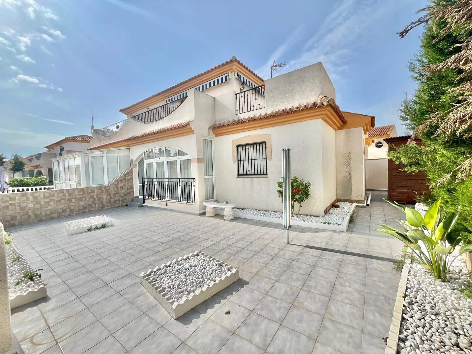 3 soveværelse Lejlighed til salg i Playa Flamenca - € 229.000 (Ref: 9866967)