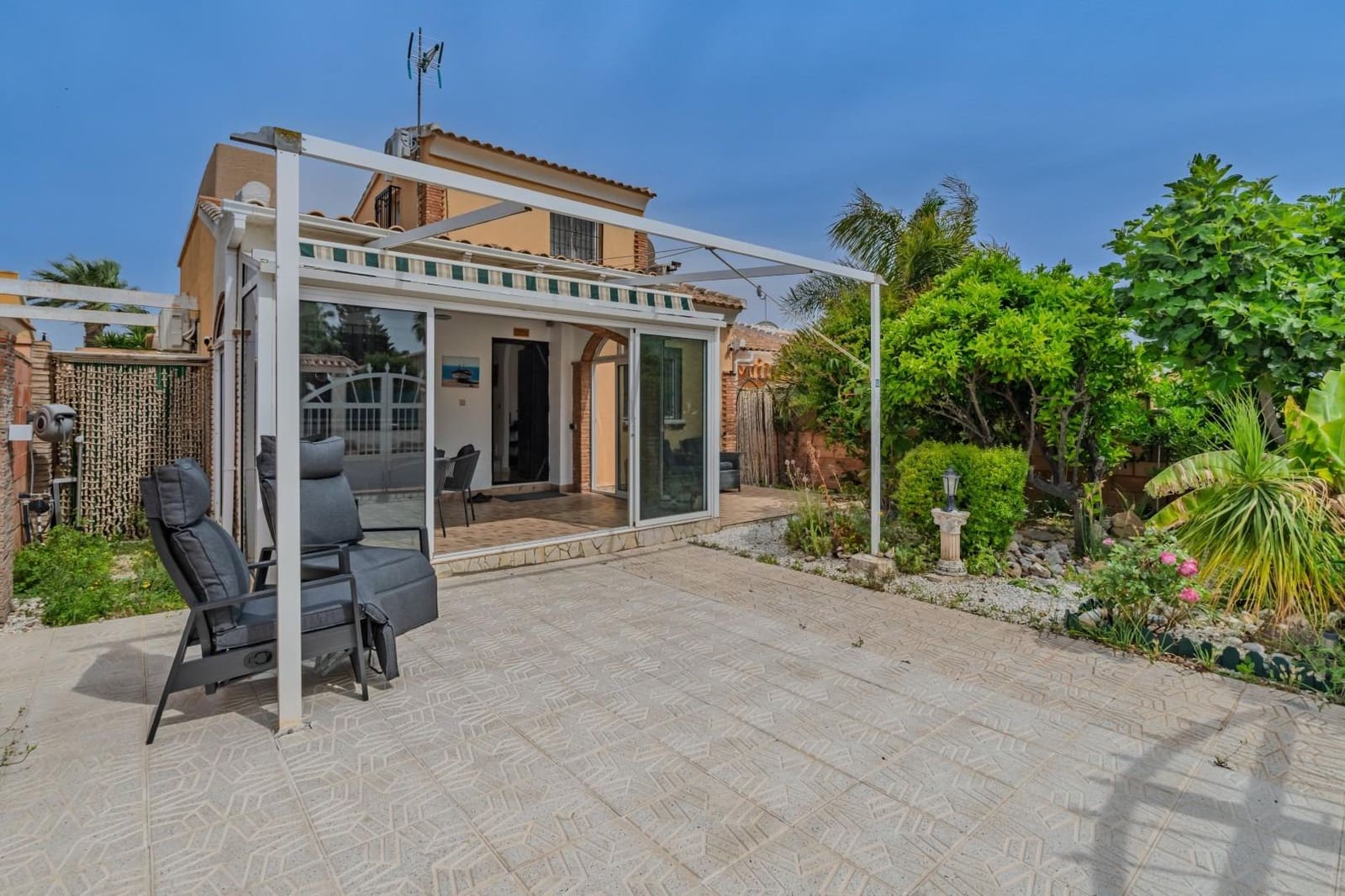 2 soverom Villa til salgs i La Chismosa - € 259 000 (Ref: 9866971)