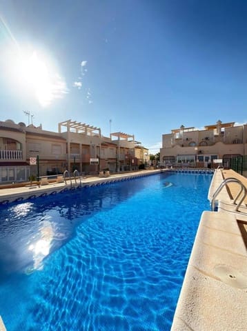 2 makuuhuone Rivitalo myytävänä paikassa La Florida, Orihuela - 179 900 € (Ref: 9866972)