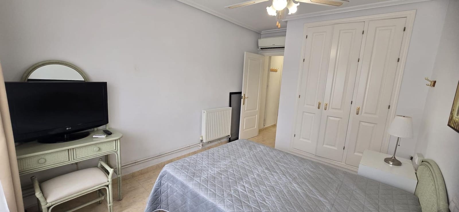 3 quarto Apartamento para venda em Campoamor com piscina - 255 000 € (Ref: 9866974)
