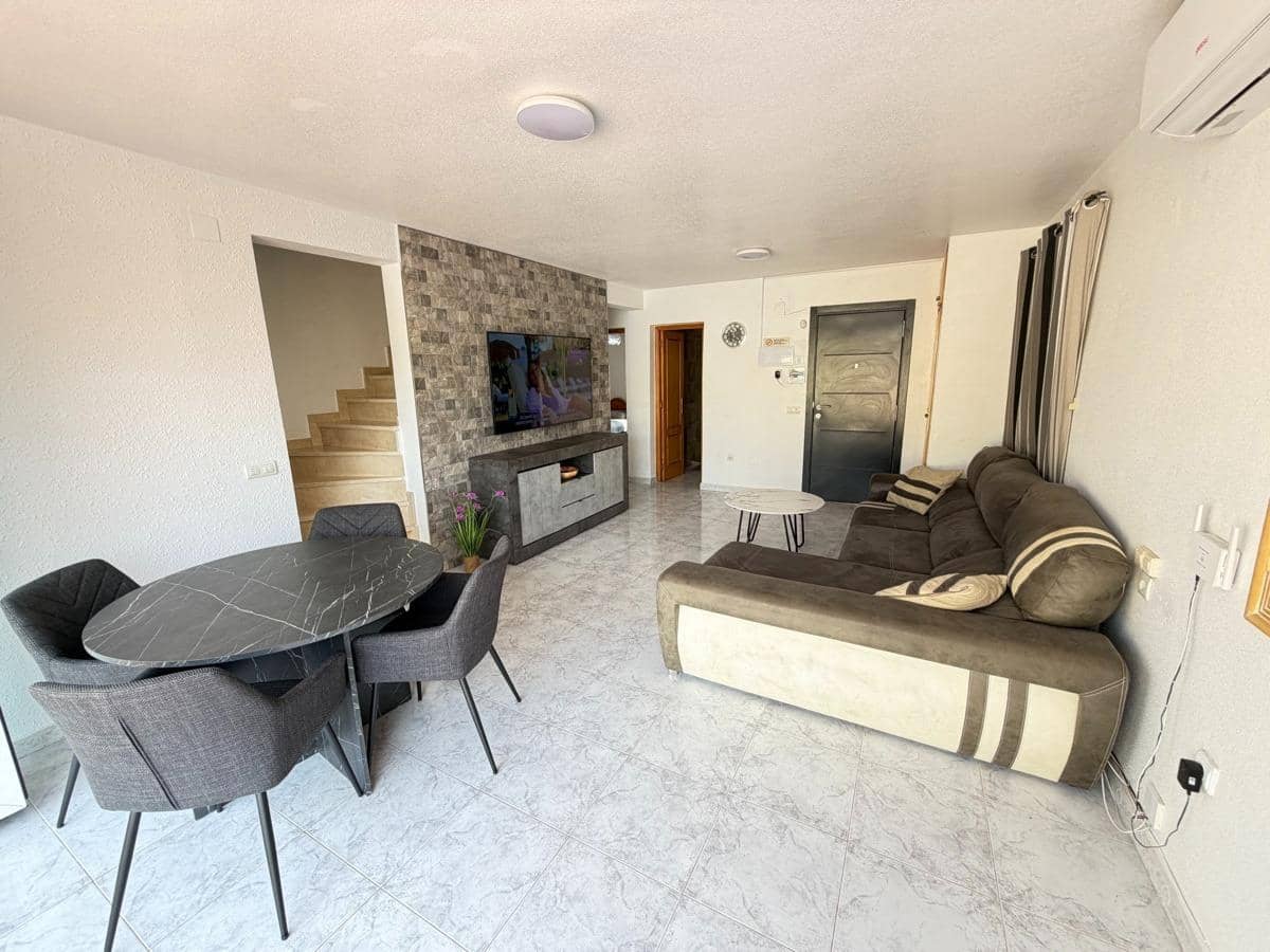 4 Zimmer Villa zu verkaufen in Villamartin - 385.000 € (Ref: 9873458)