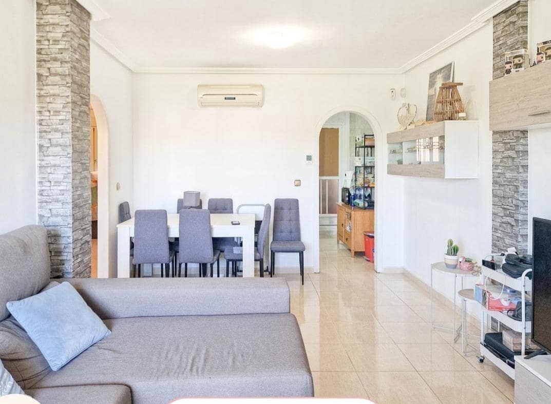 2 slaapkamer Appartement te koop in Orihuela Costa met zwembad - € 149.900 (Ref: 9876366)