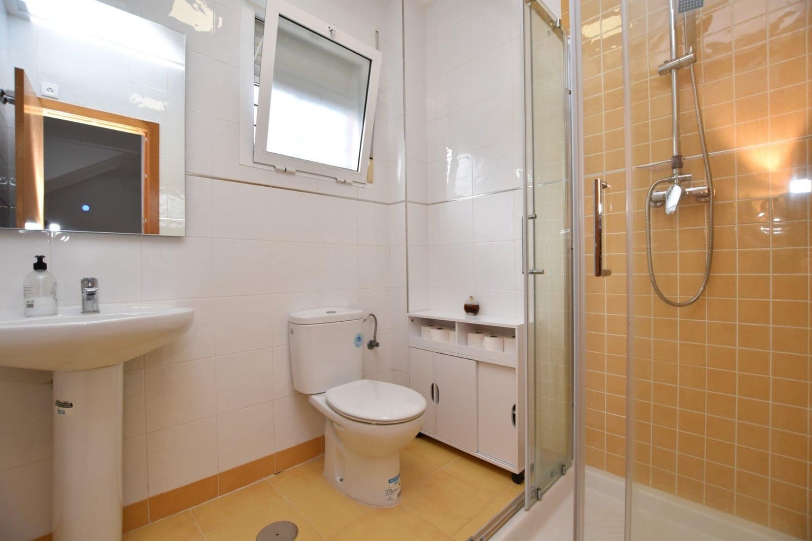 Chalet de 3 habitaciones en Algorfa en venta con garaje - 309.000 € (Ref: 9876367)