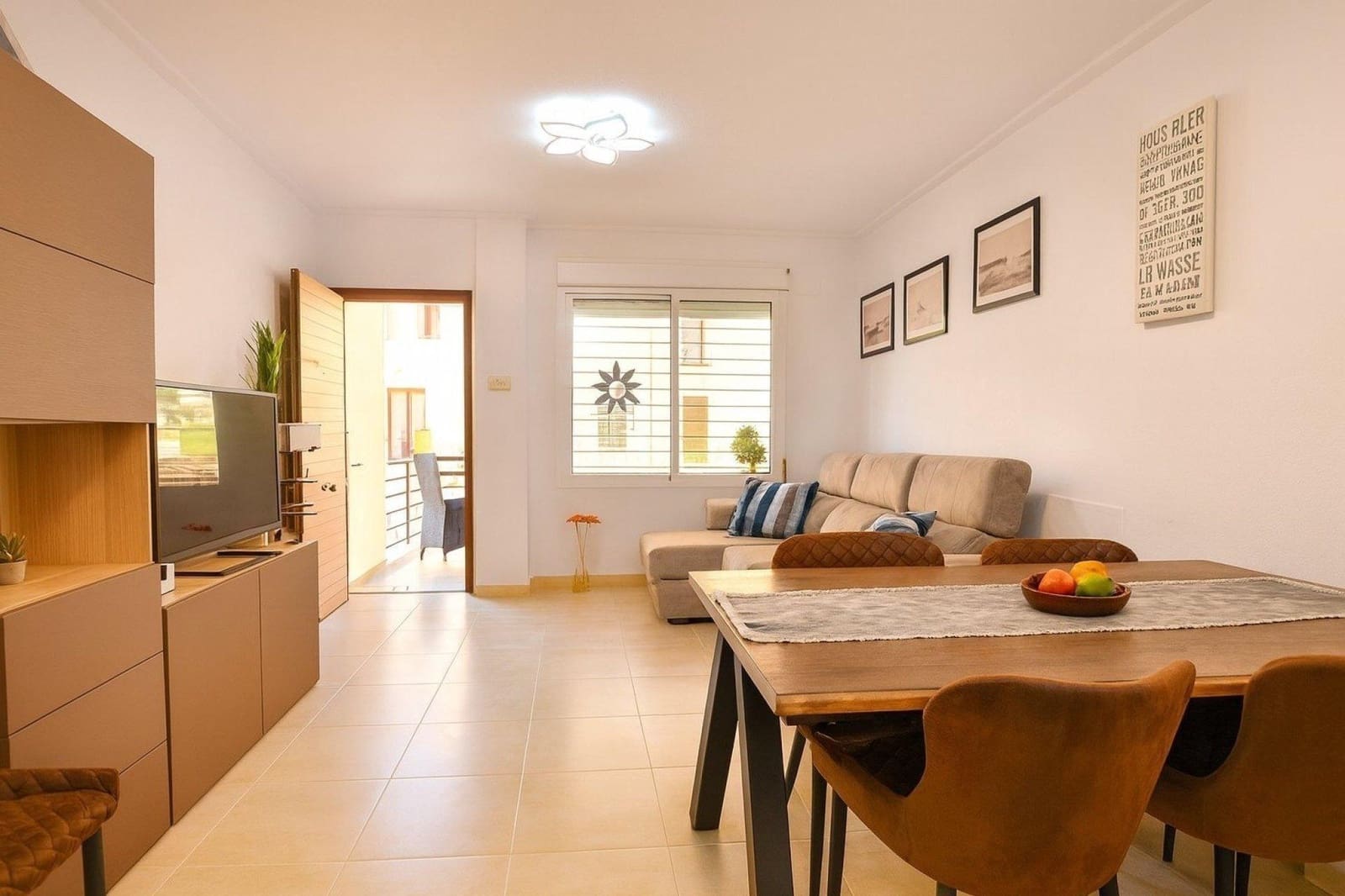 Chalet de 3 habitaciones en Algorfa en venta con garaje - 309.000 € (Ref: 9876367)