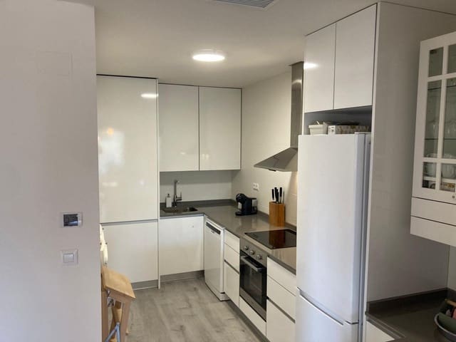 2 soverom Leilighet til salgs i Los Dolses, Orihuela med svømmebasseng garasje - € 340 000 (Ref: 9892309)