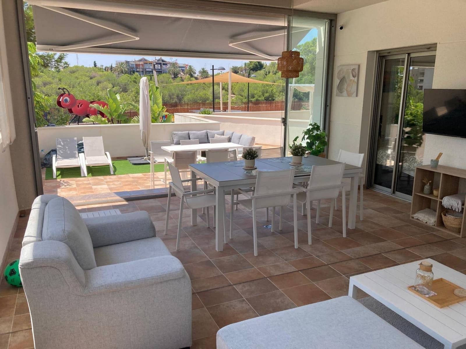 2 soverom Leilighet til salgs i Los Dolses med svømmebasseng garasje - € 340 000 (Ref: 9892309)