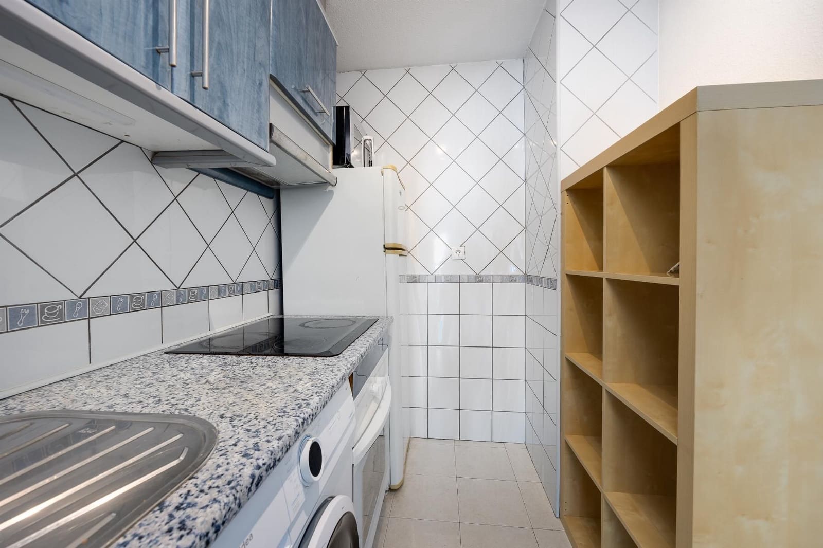 Bungalow de 2 habitaciones en Torrevieja en venta con piscina - 139.500 € (Ref: 9893823)