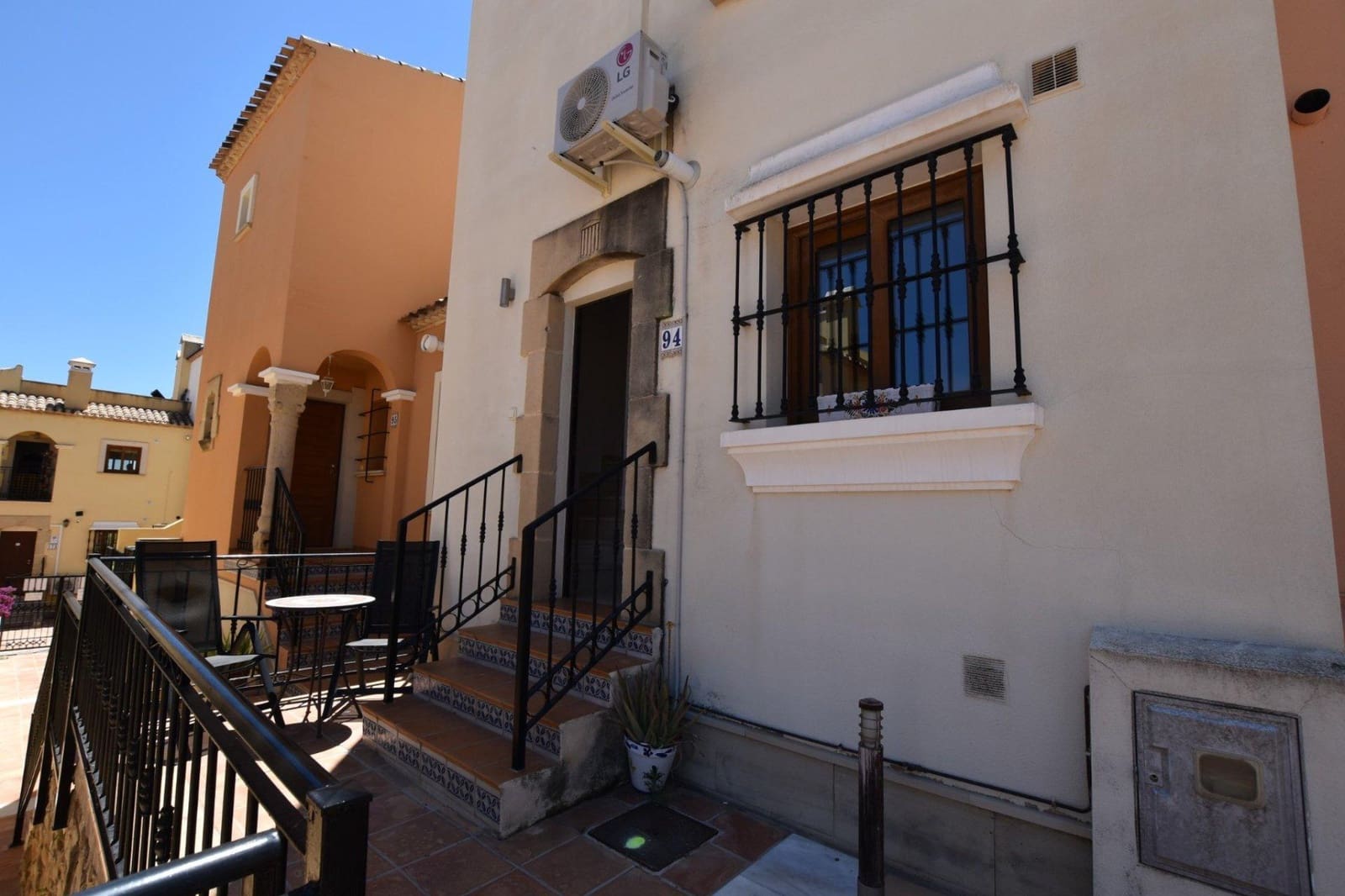 Apartamento de 2 habitaciones en Algorfa en venta - 210.000 € (Ref: 9896294)