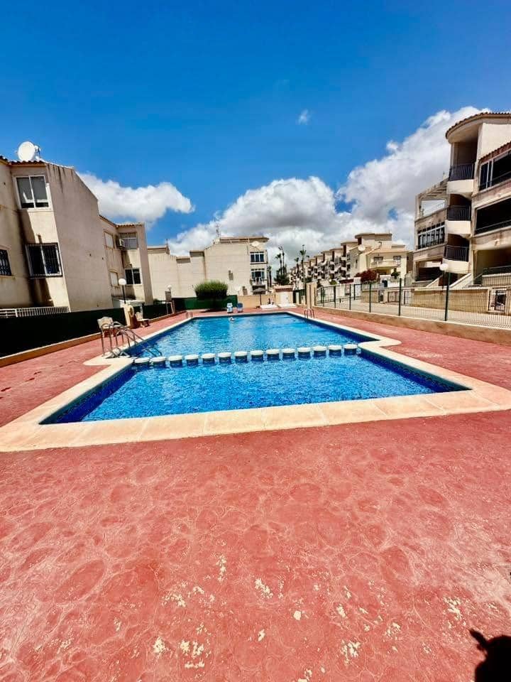 2 bedroom Penthouse for sale in Orihuela Costa - € 199,000 (Ref: 9903873)