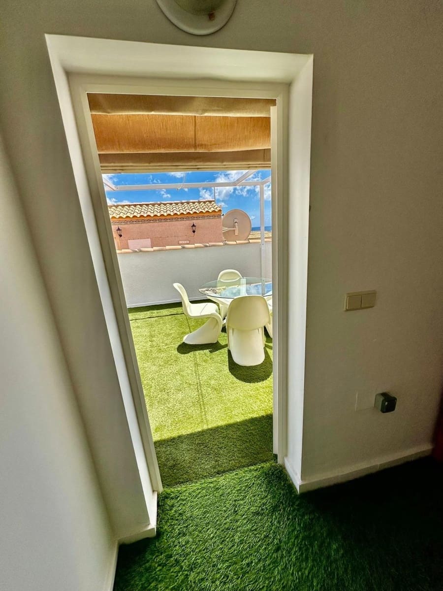 2 bedroom Penthouse for sale in Orihuela Costa - € 199,000 (Ref: 9903873)