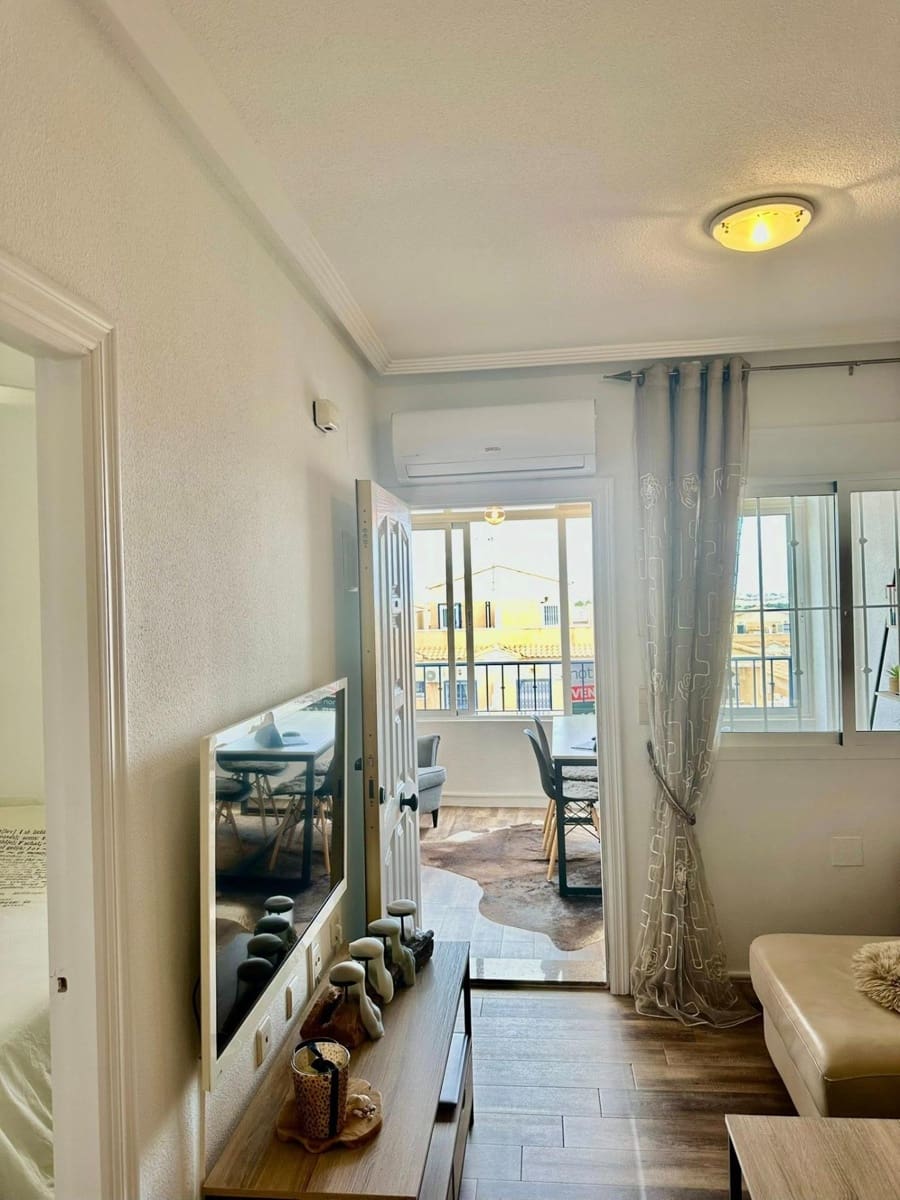 2 bedroom Penthouse for sale in Orihuela Costa - € 199,000 (Ref: 9903873)
