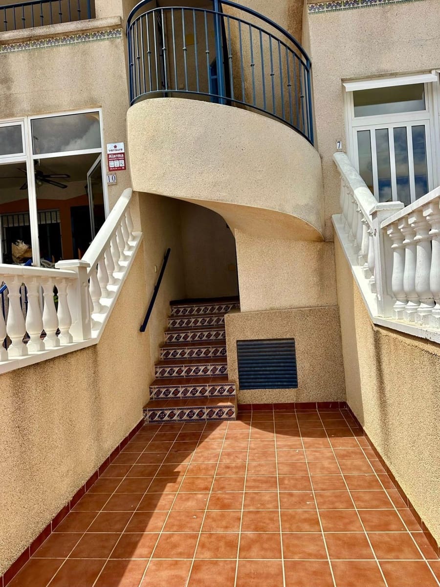 2 bedroom Penthouse for sale in Orihuela Costa - € 199,000 (Ref: 9903873)