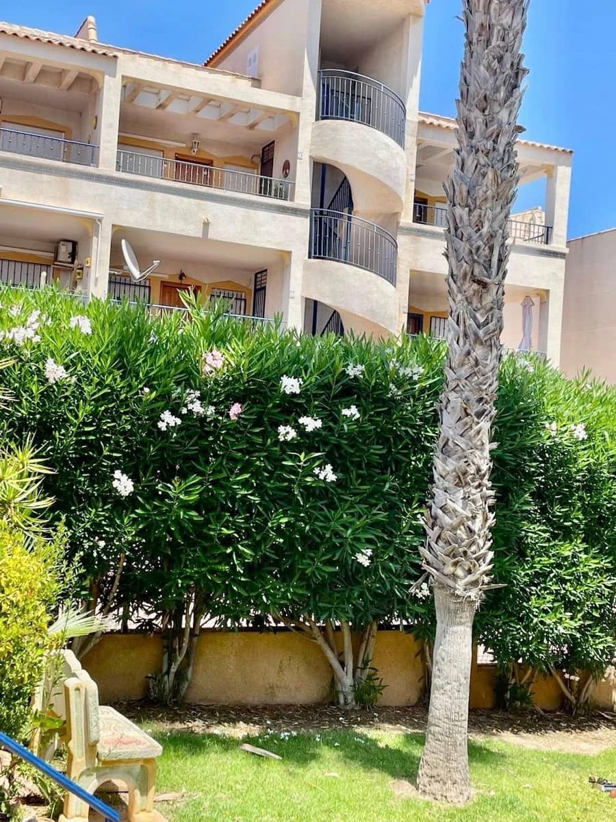 2 bedroom Penthouse for sale in Orihuela Costa - € 199,000 (Ref: 9903873)