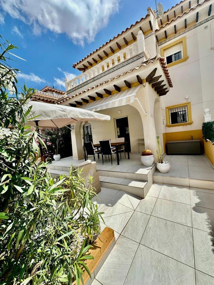 2 chambre Appartement à vendre à Orihuela Costa - 239 000 € (Ref: 9903874)