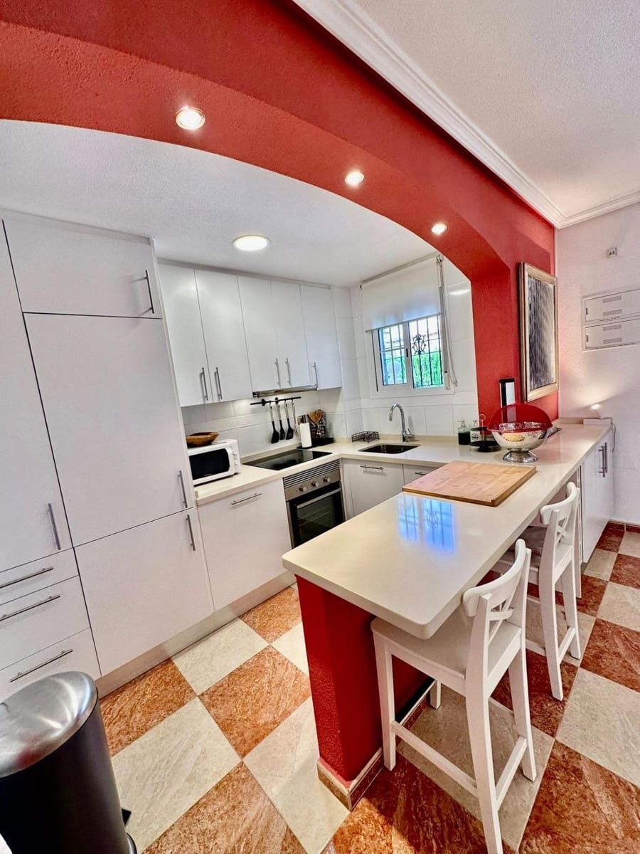 2 chambre Appartement à vendre à Orihuela Costa - 239 000 € (Ref: 9903874)