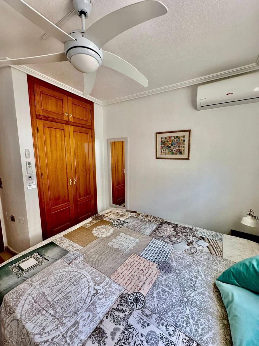 2 chambre Appartement à vendre à Orihuela Costa - 239 000 € (Ref: 9903874)