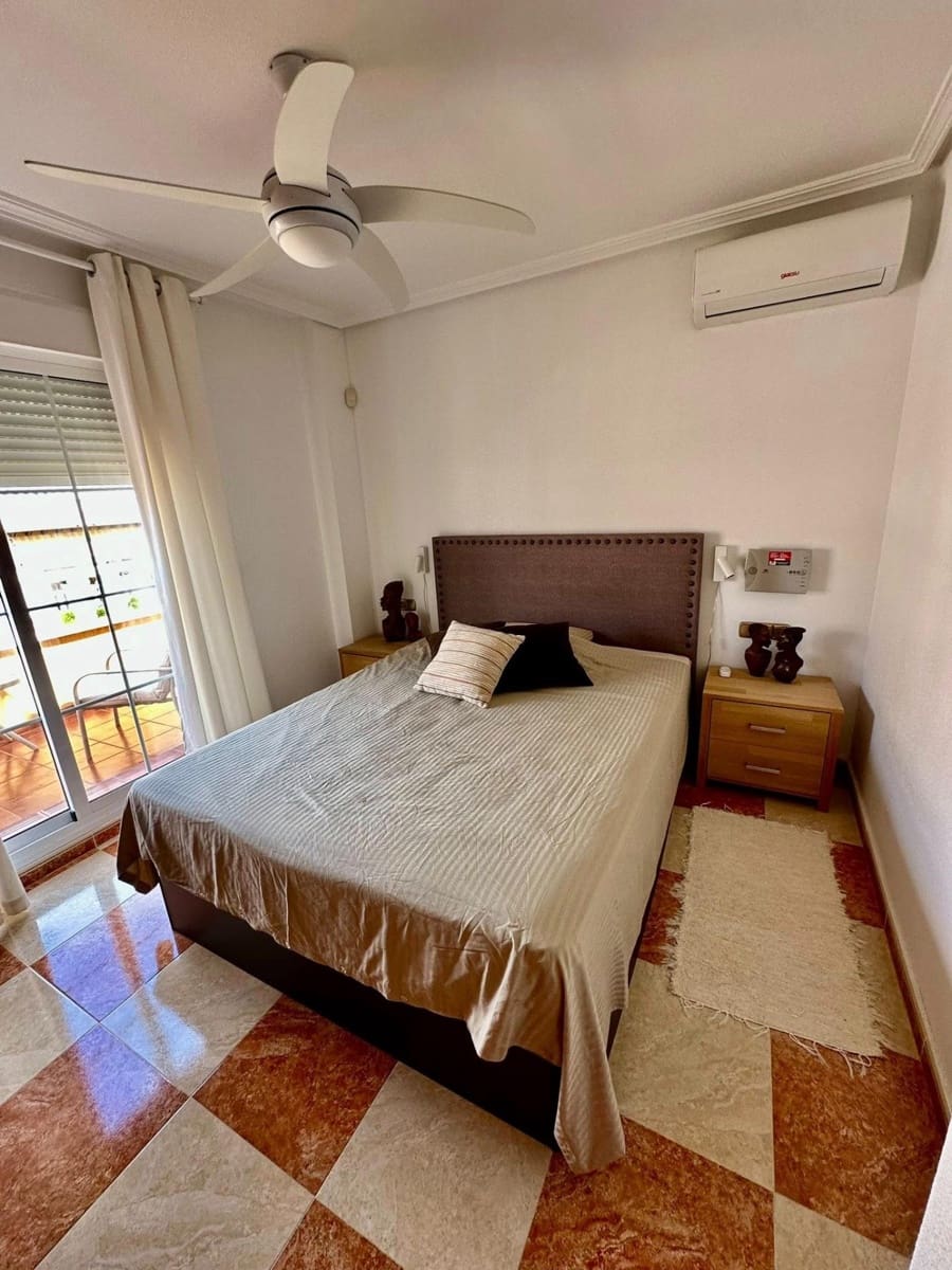 2 chambre Appartement à vendre à Orihuela Costa - 239 000 € (Ref: 9903874)