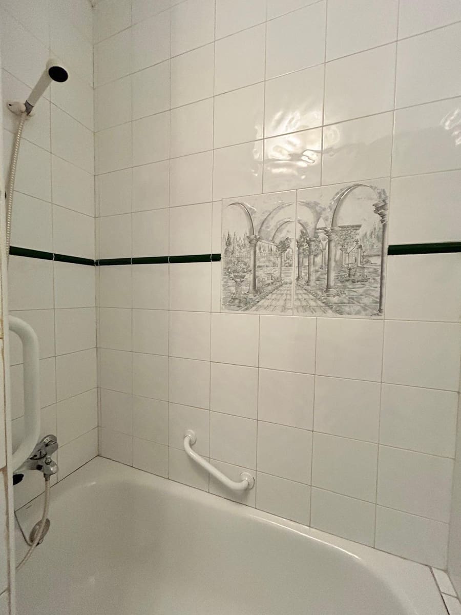 2 soveværelse Bungalow til salg i La Florida - € 145.000 (Ref: 9907532)
