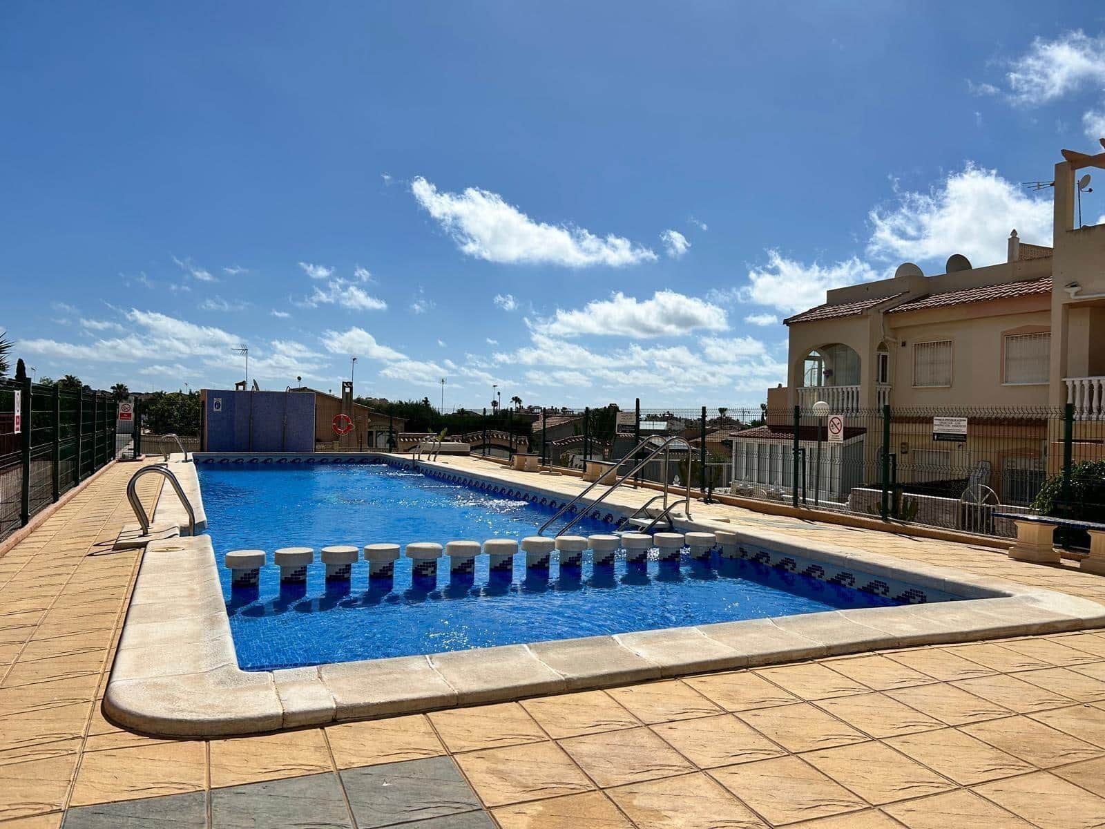2 soveværelse Bungalow til salg i La Florida - € 145.000 (Ref: 9907532)