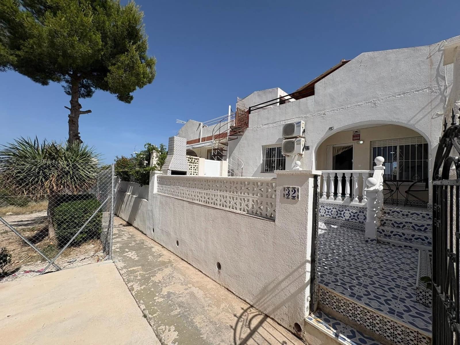 2 bedroom Bungalow for sale in Los Balcones - € 129,990 (Ref: 9922267)