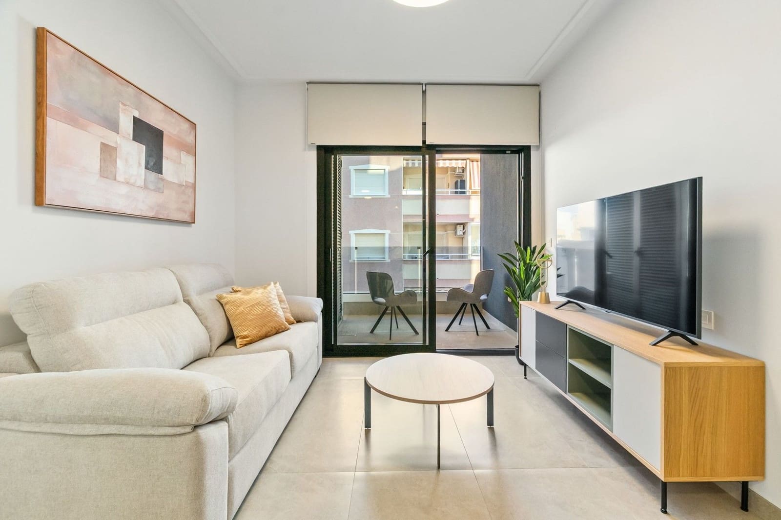 2 soveværelse Lejlighed til salg i Torrevieja med swimmingpool - € 249.900 (Ref: 9936360)