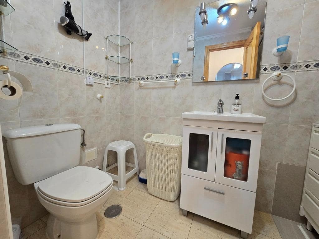 Apartamento de 1 habitación en Torrevieja en venta - 116.000 € (Ref: 9939930)