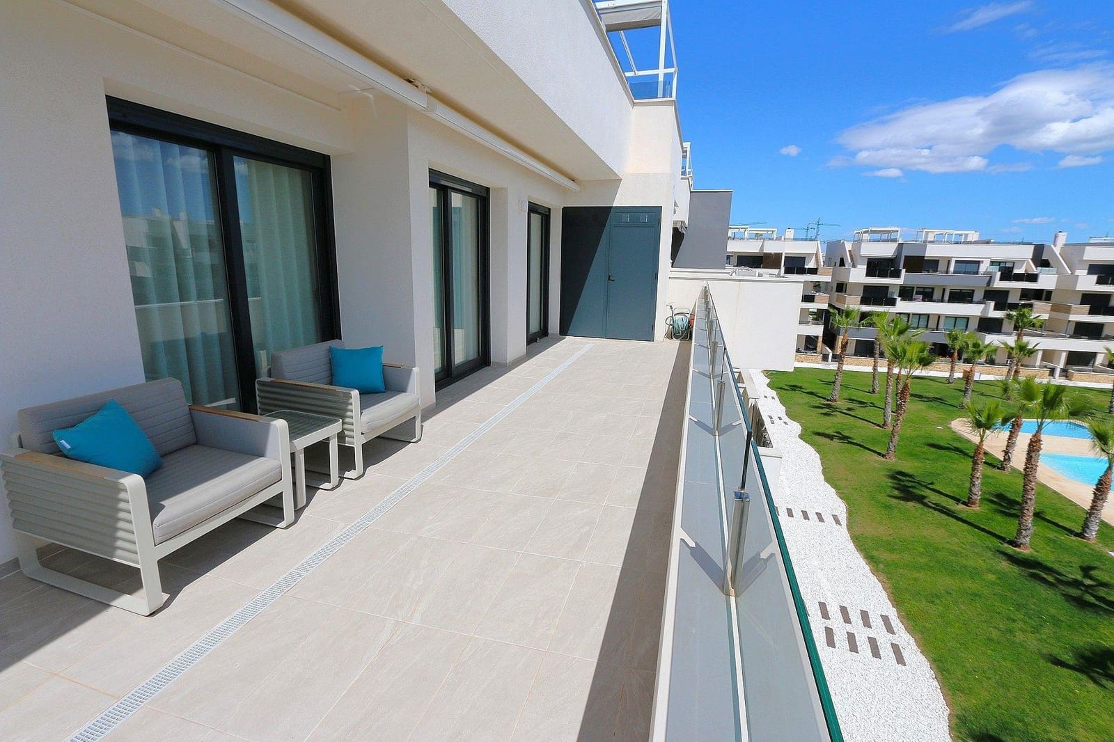 3 sypialnia Penthouse na sprzedaż w Orihuela Costa z basenem garażem - 539 000 € (Ref: 9939935)
