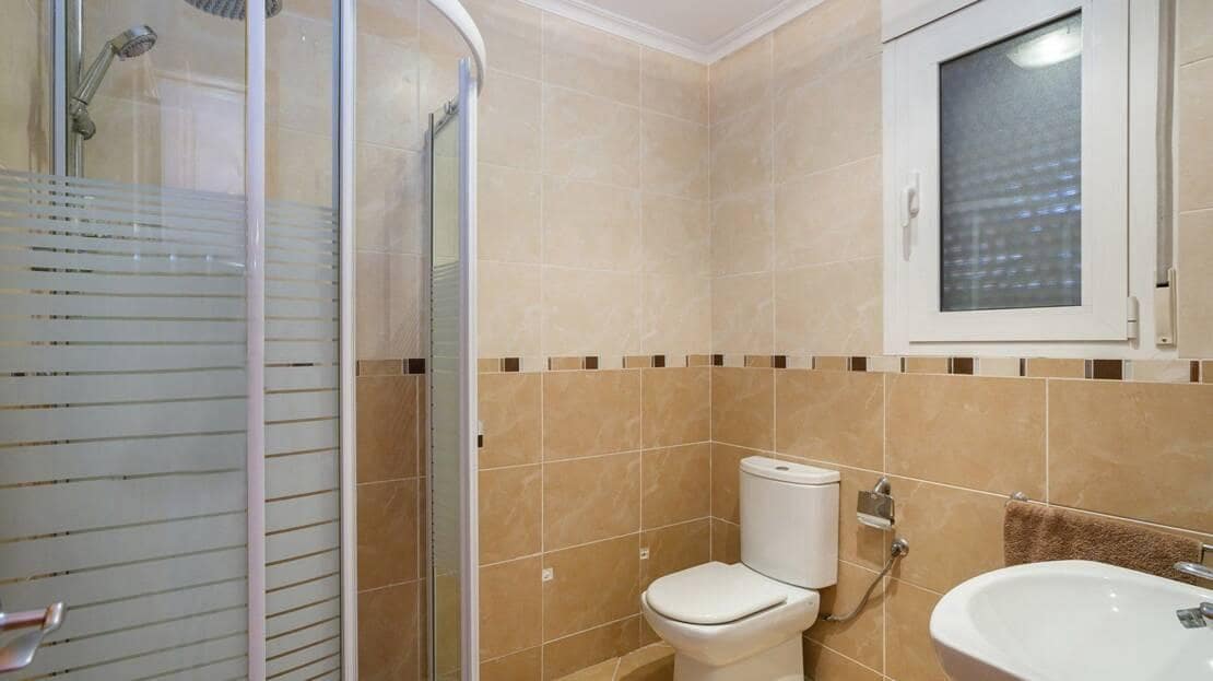 6 Zimmer Villa zu verkaufen in Los Balcones mit Pool - 610.000 € (Ref: 9942480)