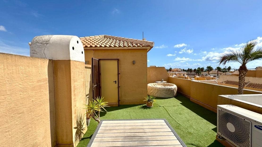 3 soveværelse Lejlighed til salg i Dona Pepa med swimmingpool - € 289.000 (Ref: 9942481)