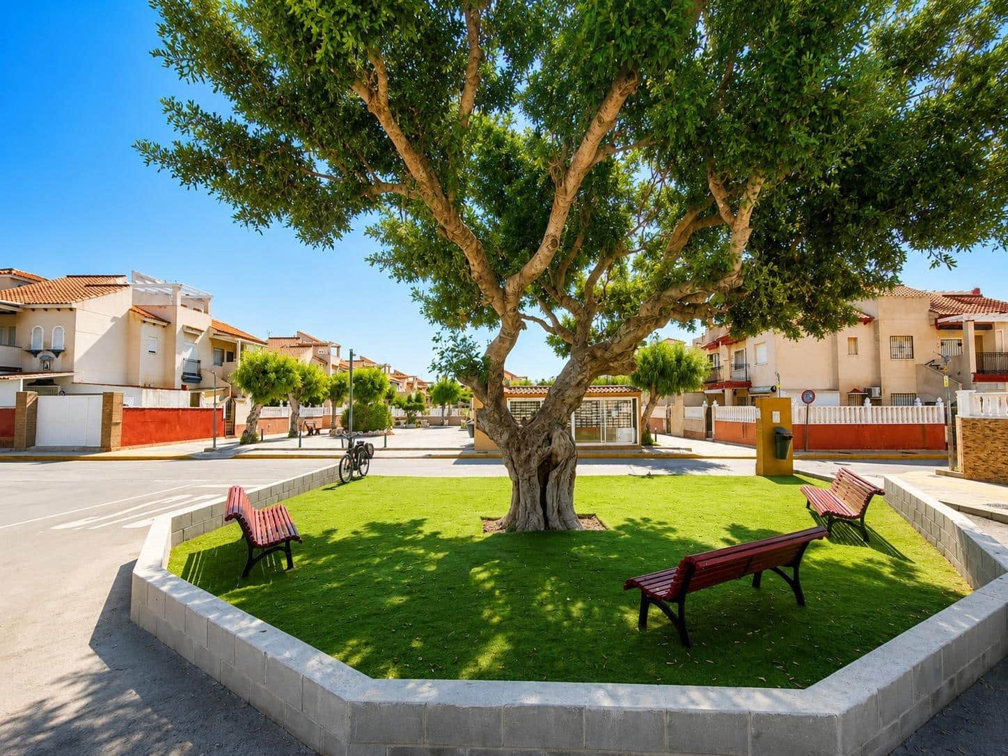 2 slaapkamer Appartement te koop in Playa Flamenca met zwembad - € 129.000 (Ref: 9943646)
