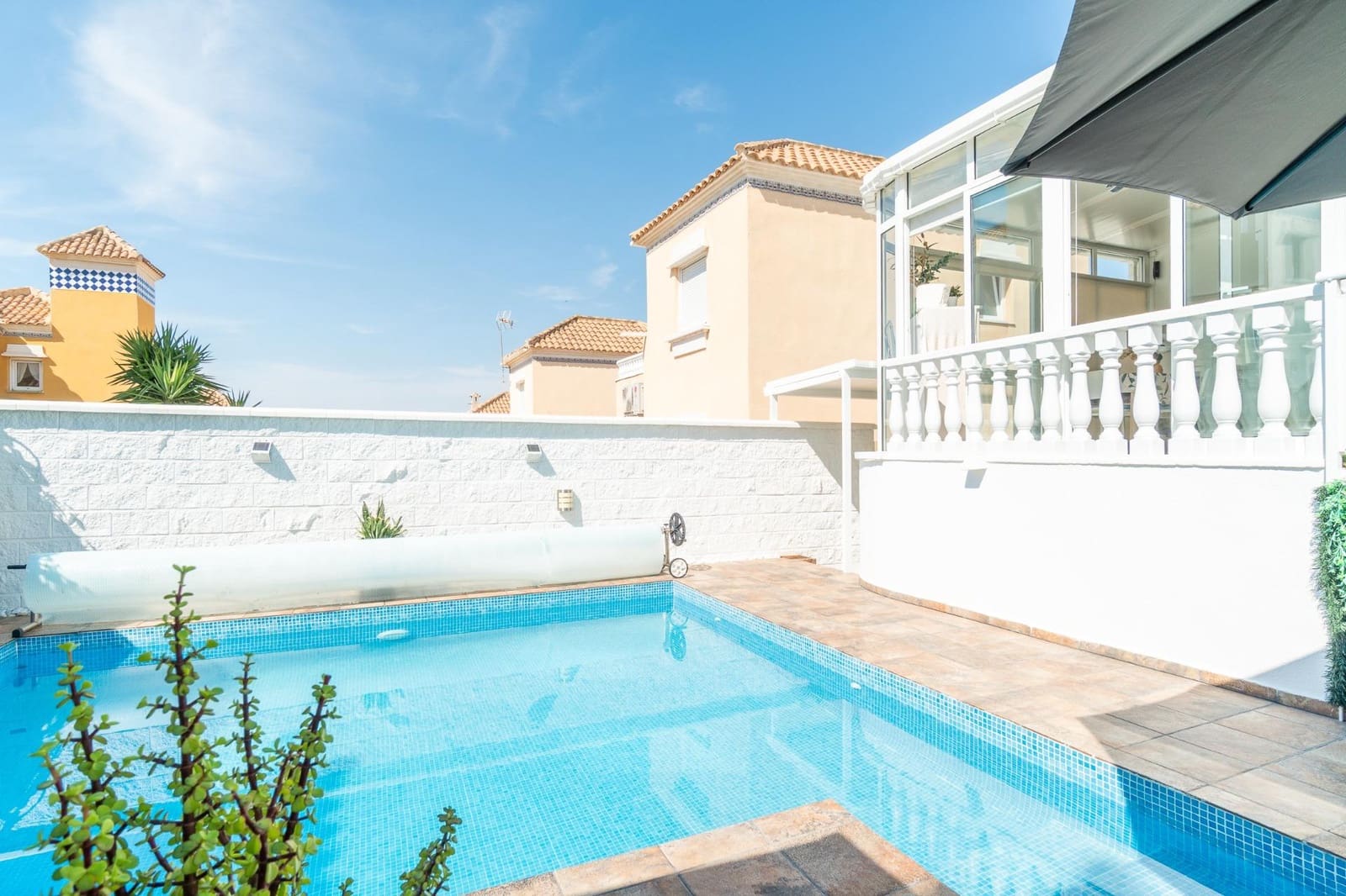 4 soveværelse Villa til salg i Filipinas med swimmingpool - € 365.000 (Ref: 9945669)