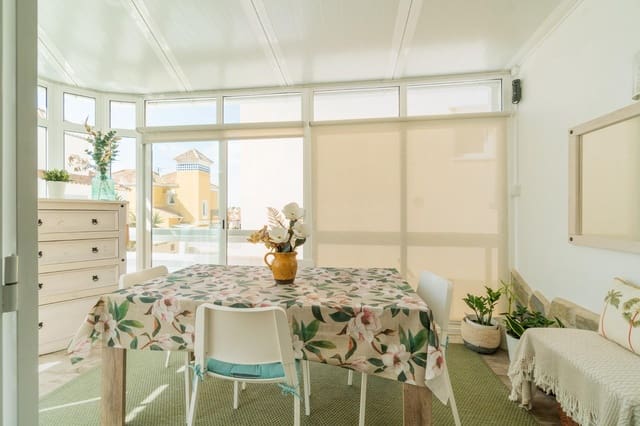4 soveværelse Villa til salg i Las Filipinas med swimmingpool - € 365.000 (Ref: 9945669)