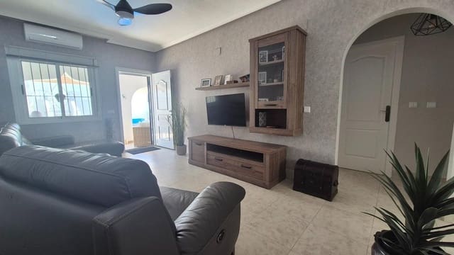 2 sypialnia Bungalow na sprzedaż w San Miguel de Salinas z basenem - 240 000 € (Ref: 9945677)