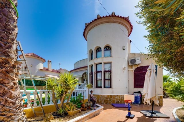 Chalet de 3 habitaciones en San Fulgencio en venta con piscina - 399.000 € (Ref: 9947886)