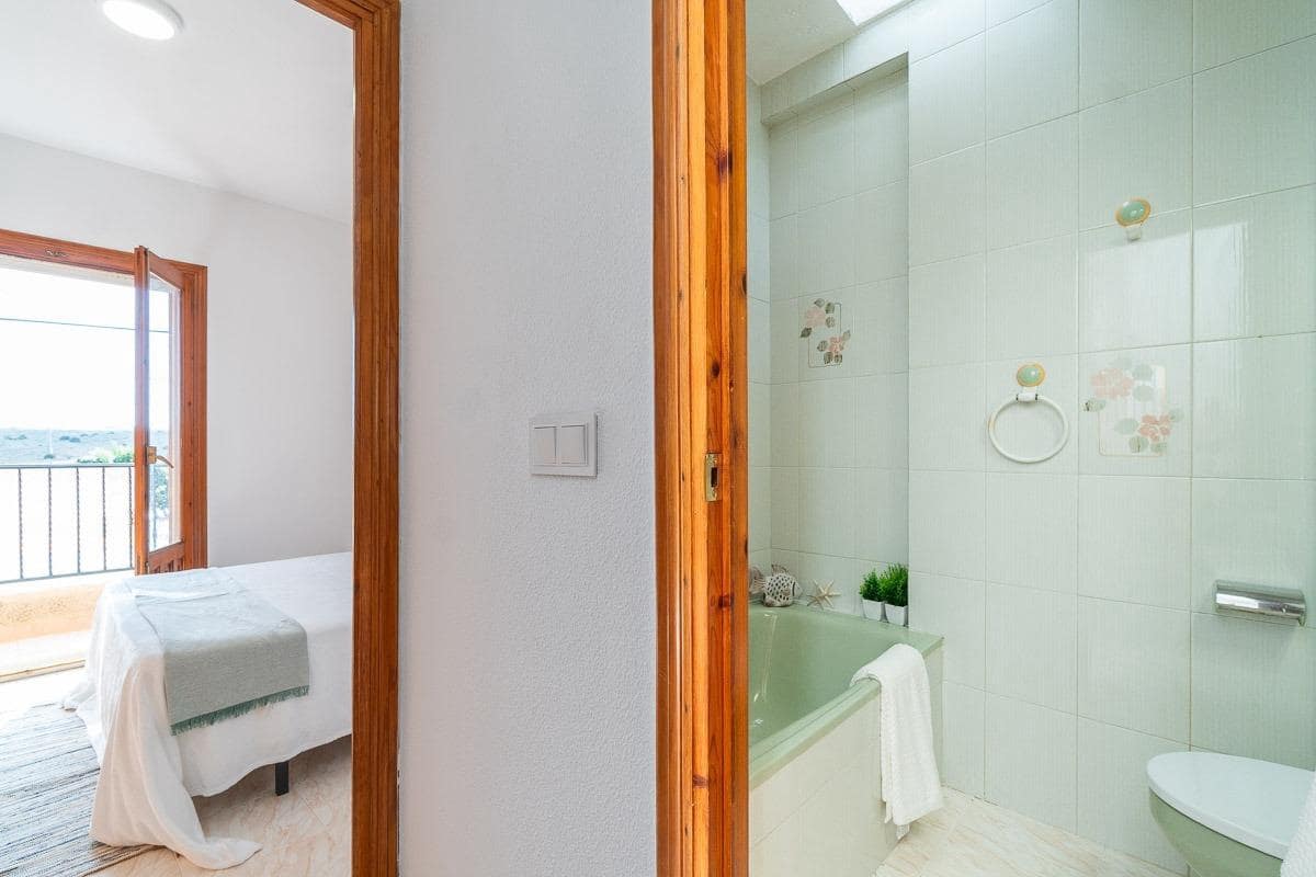 2 soveværelse Rækkehus til salg i El Chaparral med swimmingpool - € 139.000 (Ref: 9949743)