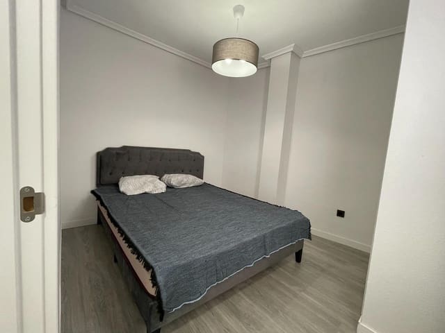 2 soveværelse Lejlighed til salg i Centro, Torrevieja - € 165.000 (Ref: 9962672)