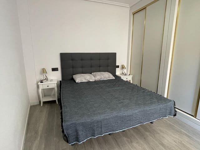 2 soveværelse Lejlighed til salg i Centro, Torrevieja - € 165.000 (Ref: 9962672)