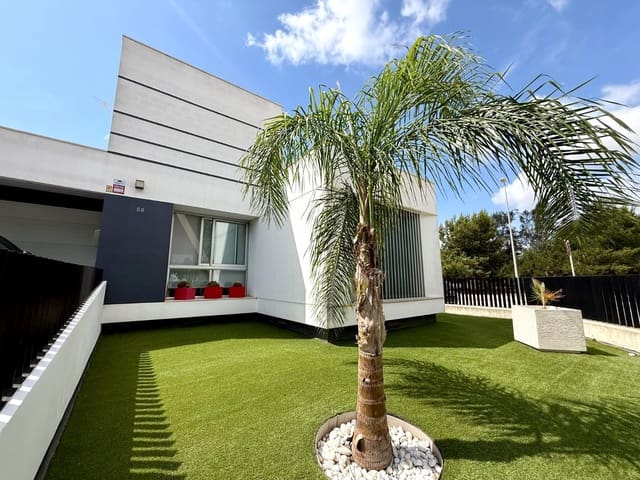 3 chambre Villa/Maison à vendre à Dolores avec piscine garage - 369 000 € (Ref: 9962673)