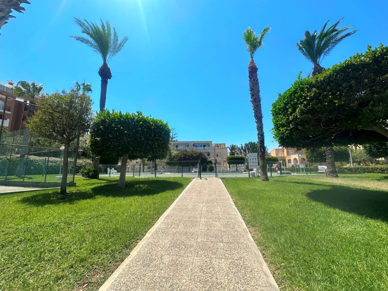 1 bedroom Bungalow for sale in Torrevieja with pool - € 146,900 (Ref: 9962675)