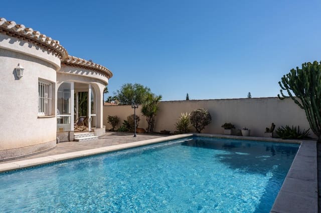 3 sypialnia Willa na sprzedaż w Playa Flamenca, Orihuela z basenem garażem - 560 000 € (Ref: 9973297)