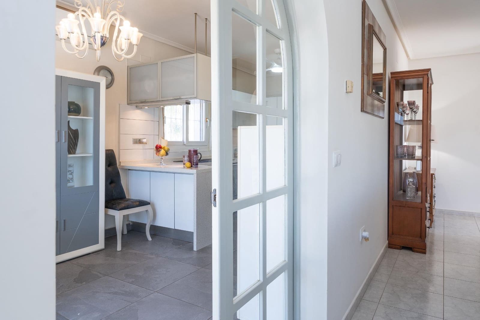 3 bedroom Villa for sale in Playa Flamenca with pool garage - € 560,000 (Ref: 9973297)
