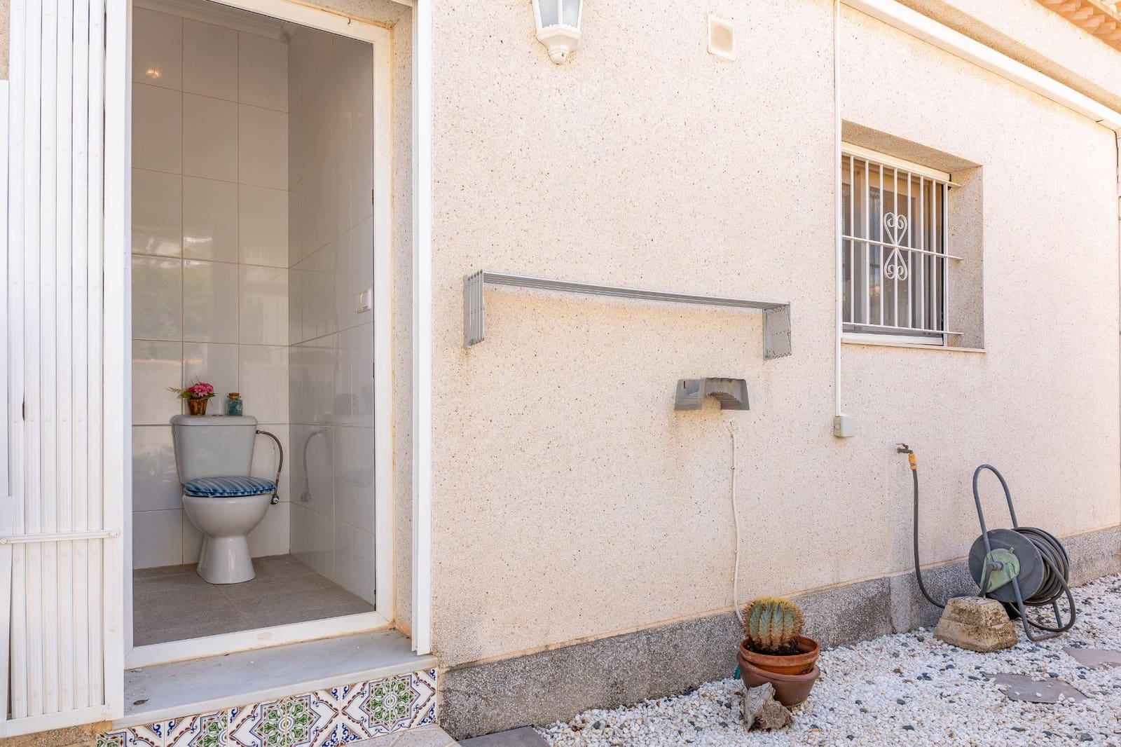3 bedroom Villa for sale in Playa Flamenca with pool garage - € 560,000 (Ref: 9973297)